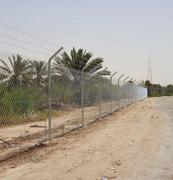 سياج شبكي أمني للمزارع والحدائق | سياج شبك اسوار محمية معا الشايك والكرستينه حسب المواصفات المطلوبة في انحاء المملكة